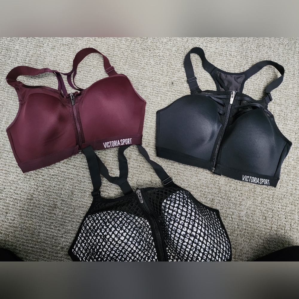 Victoria's Secret Sports Bra Lot of 3 34D
